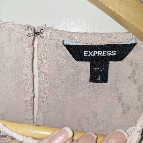 Express Peplum Lace Blouse - Picture 8 of 12